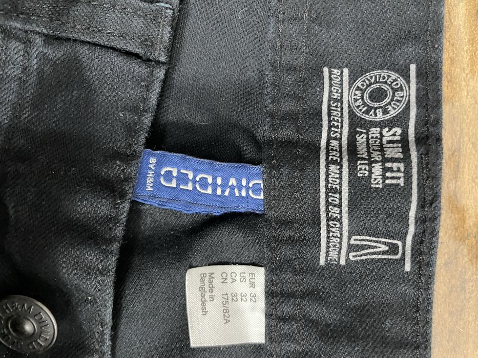 Jeans czarne slim fit 32 Divided