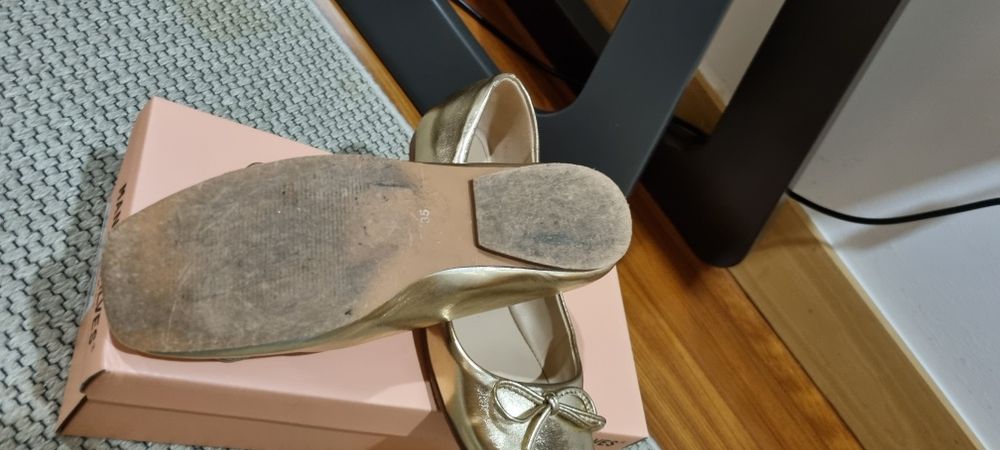 Sabrinas douradas excelente