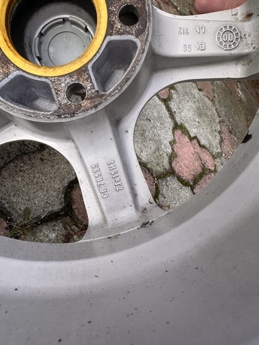 Диски Borbet R15 7j PCD5*112 ET35 CB70535