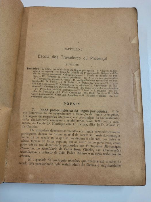 Para restauro: História da Literatura Portuguesa