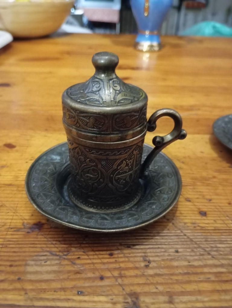 Турецкая чашка с крышкой