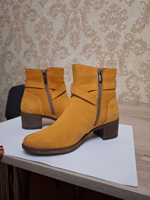 Замшеві ботильйоны/Демисезонные ботильойны/жіночі черевики/ботинки