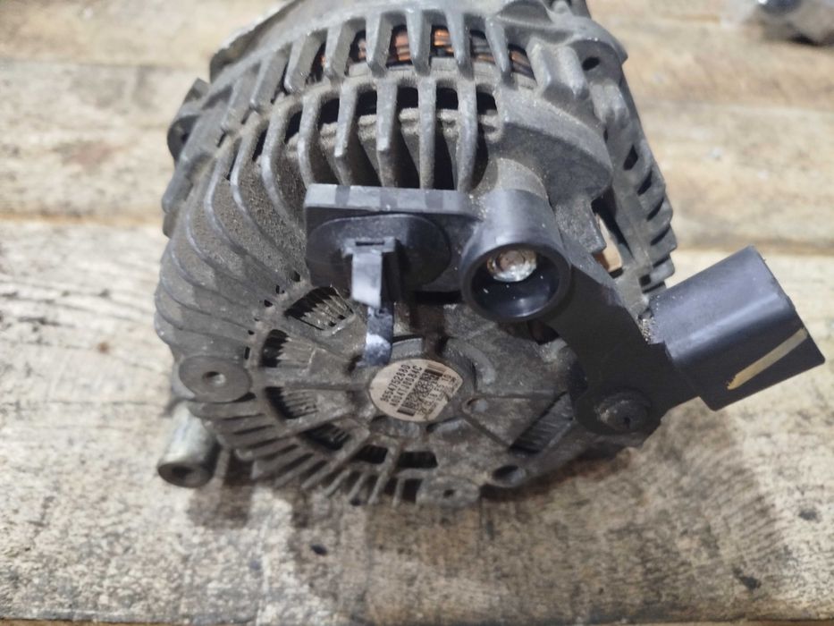 Генератор Citroen C4 C5 C6 Peugeot 407 607 2.0 2.2 HDI 9654752880