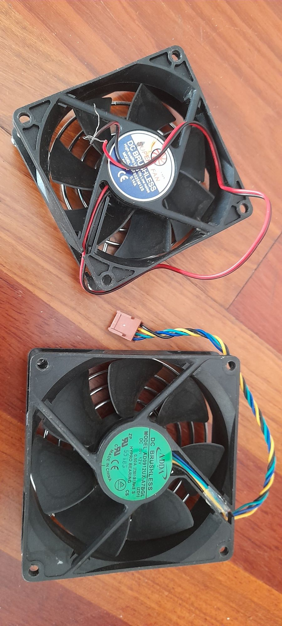 2 ventoinhas 12v 4 pinos