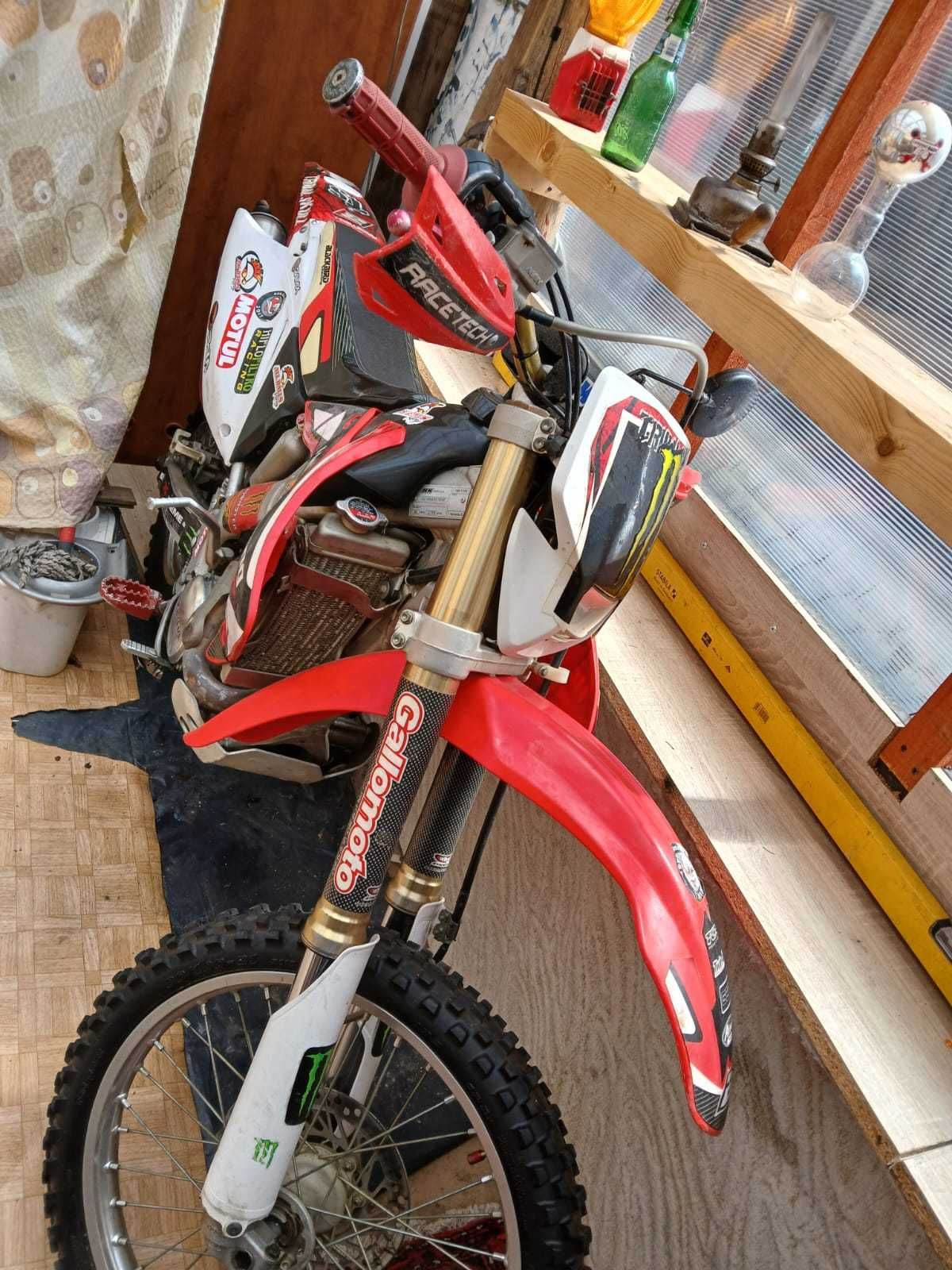 Honda CRF 250 cross