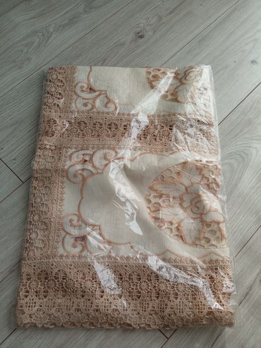 Bieżnik obrus 60x120