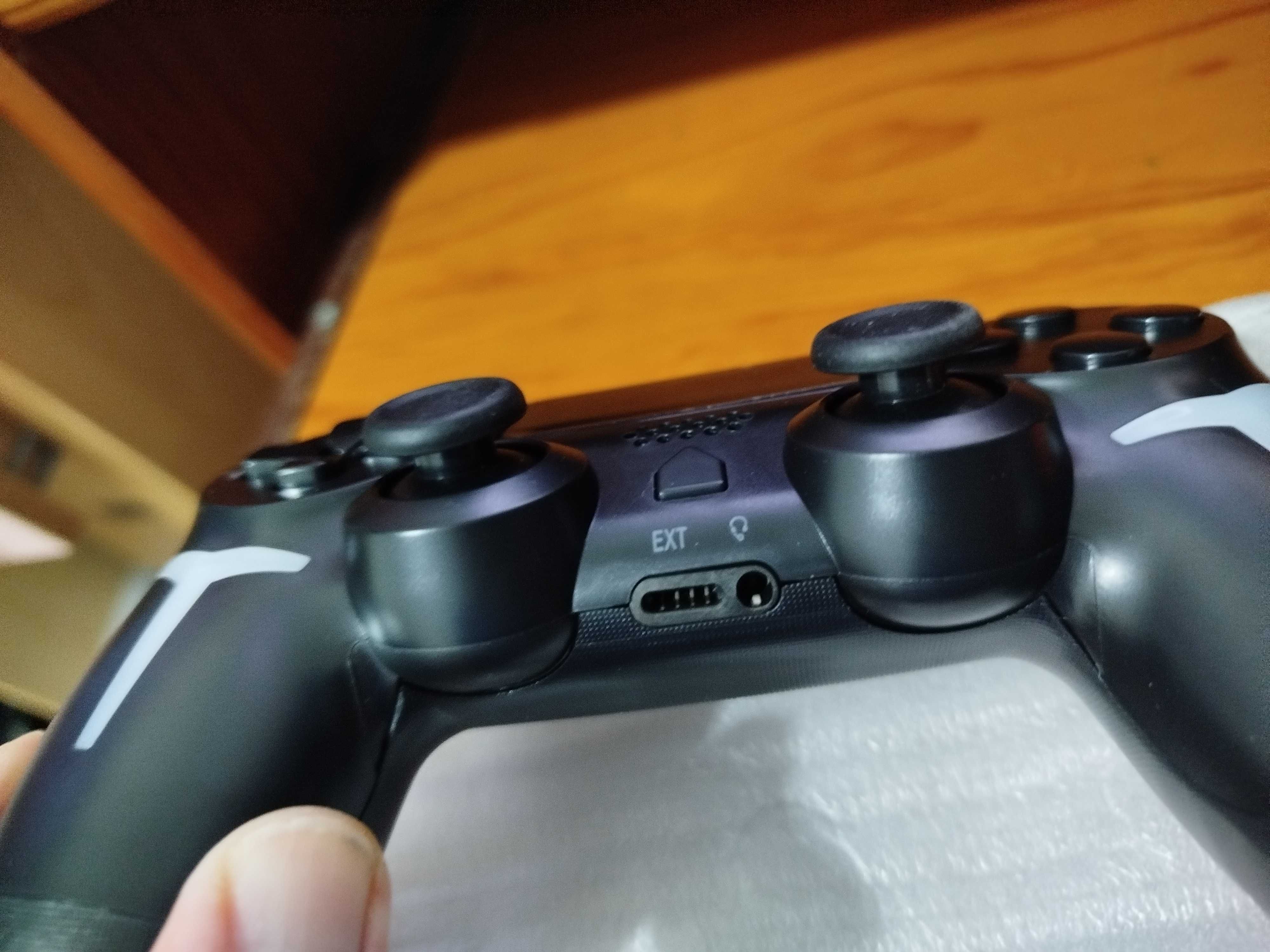 Comando NOVO PS4, PS3 e PC sem fios wireless Bluetooth, cabo incluído