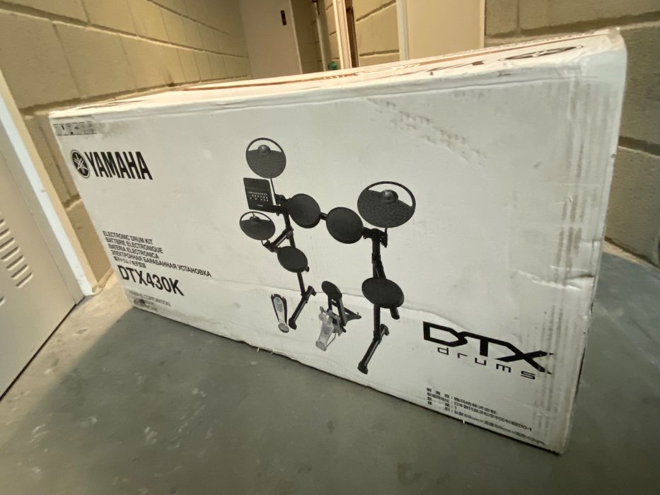 Bateria Yamaha DTX 430K - OFERTA de banco e baquetas!!!