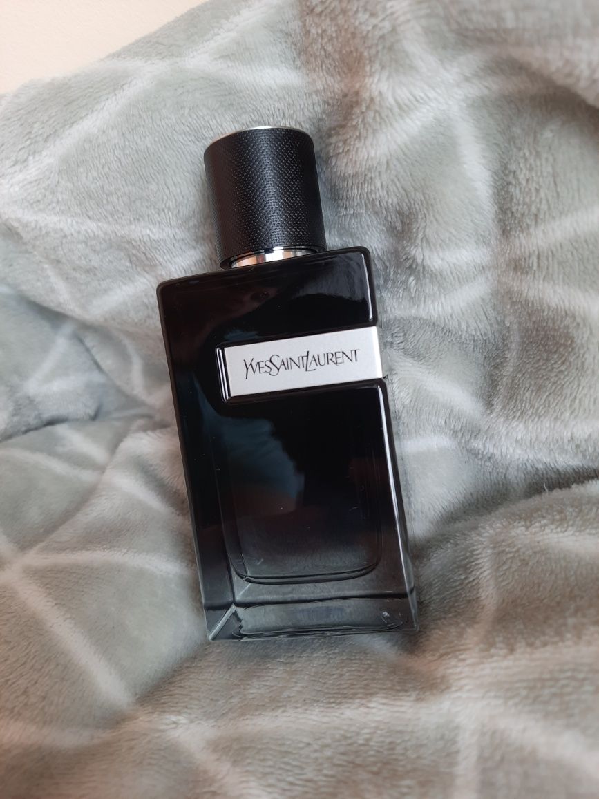 Perfum Yves Saint Laurent