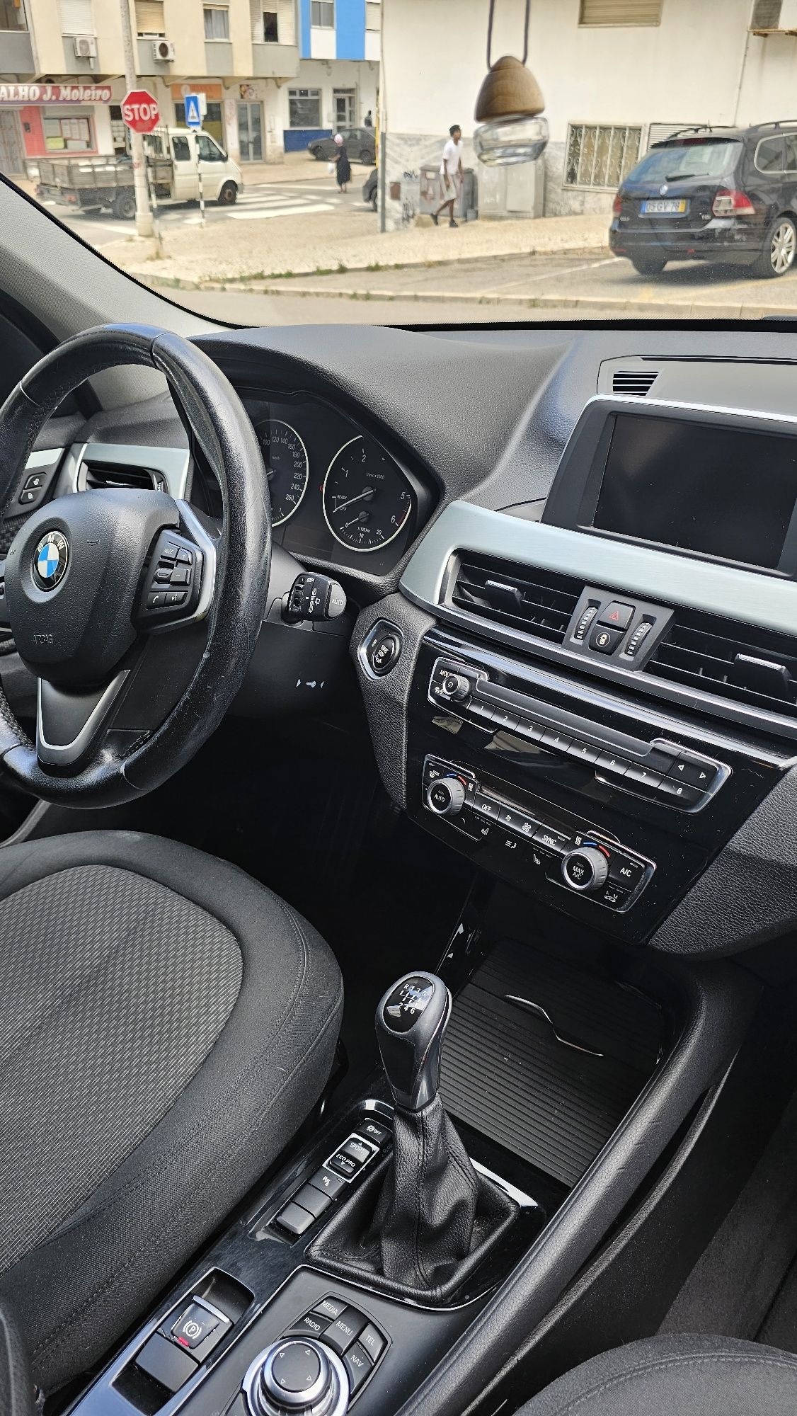 Vendo BMW X1 Sdrive 16d (aceito retoma)