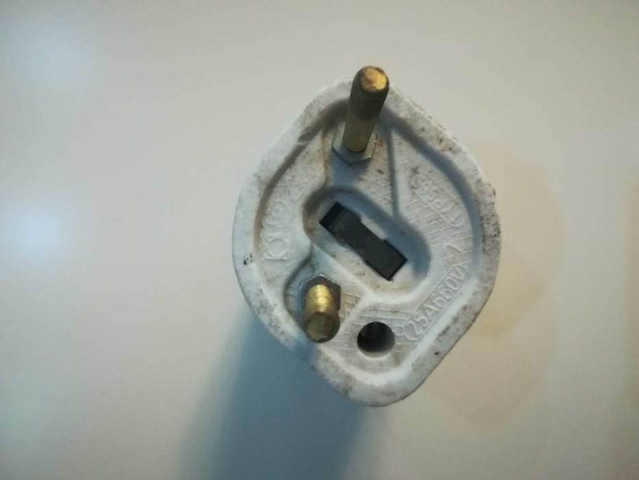 Zestaw porcelanowych bezpieczników