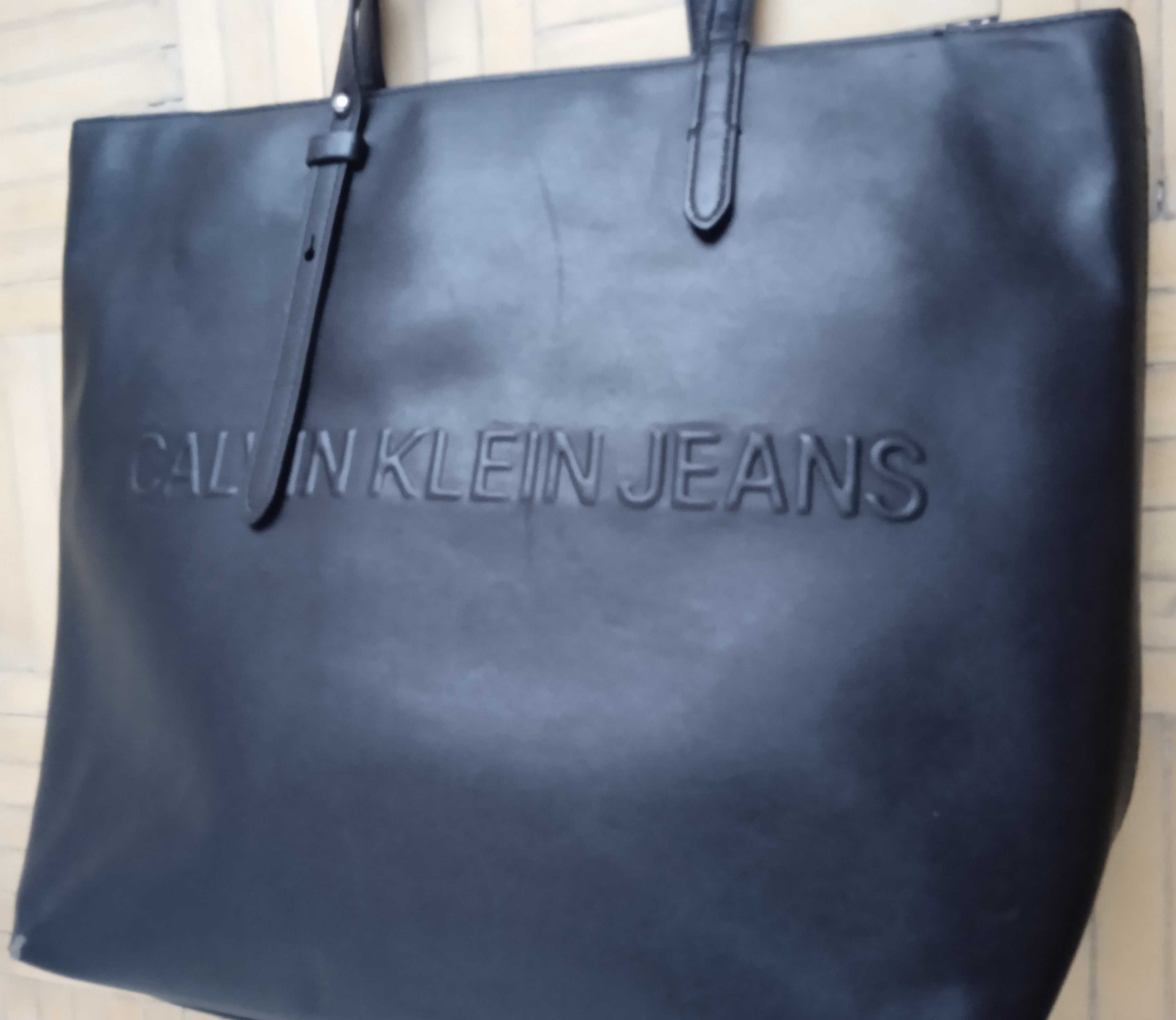torba shopperka  Calvin Klein Jeans kolor czarny na suwak