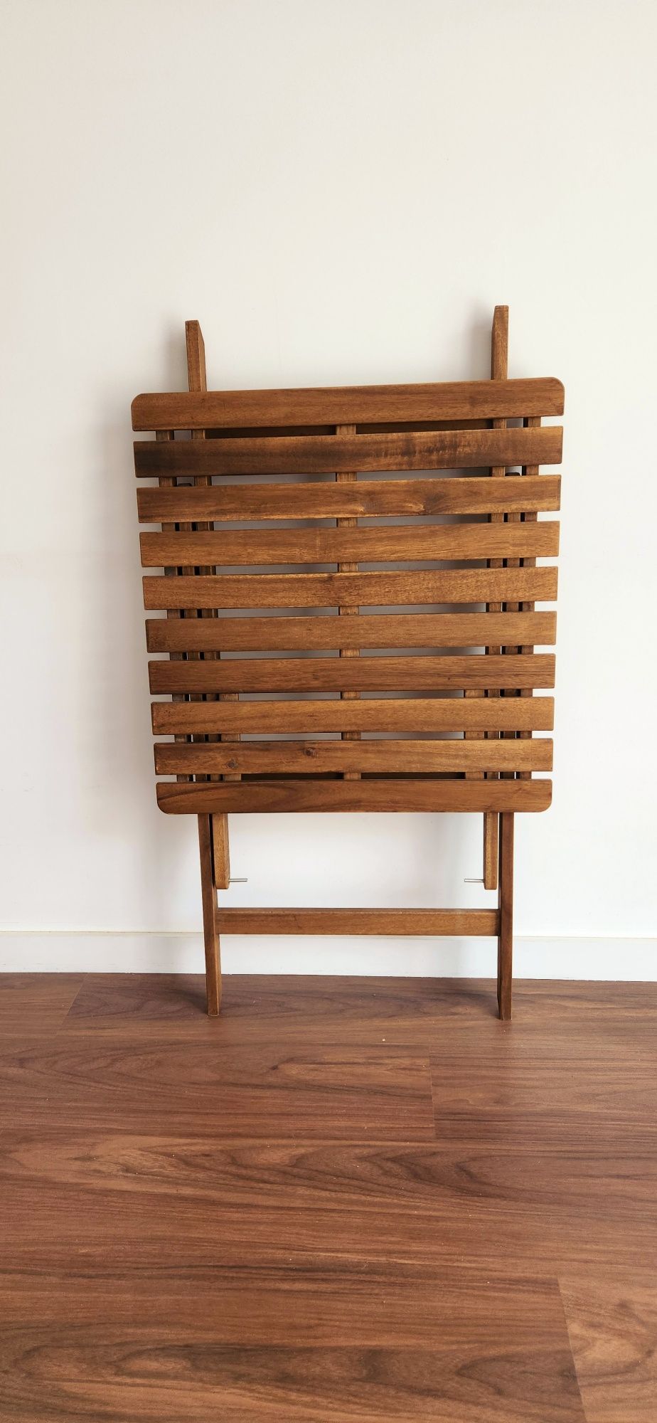 Mesa dobrável em madeira