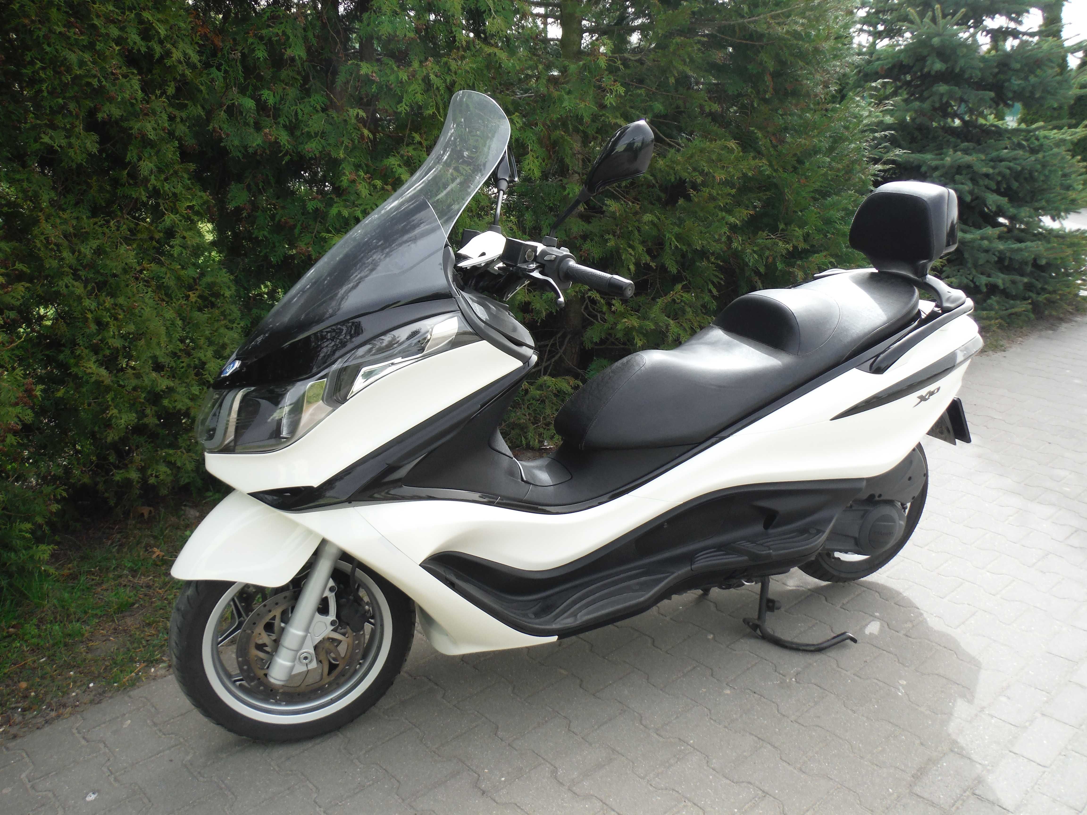 Skuter Piaggio X10 2014r