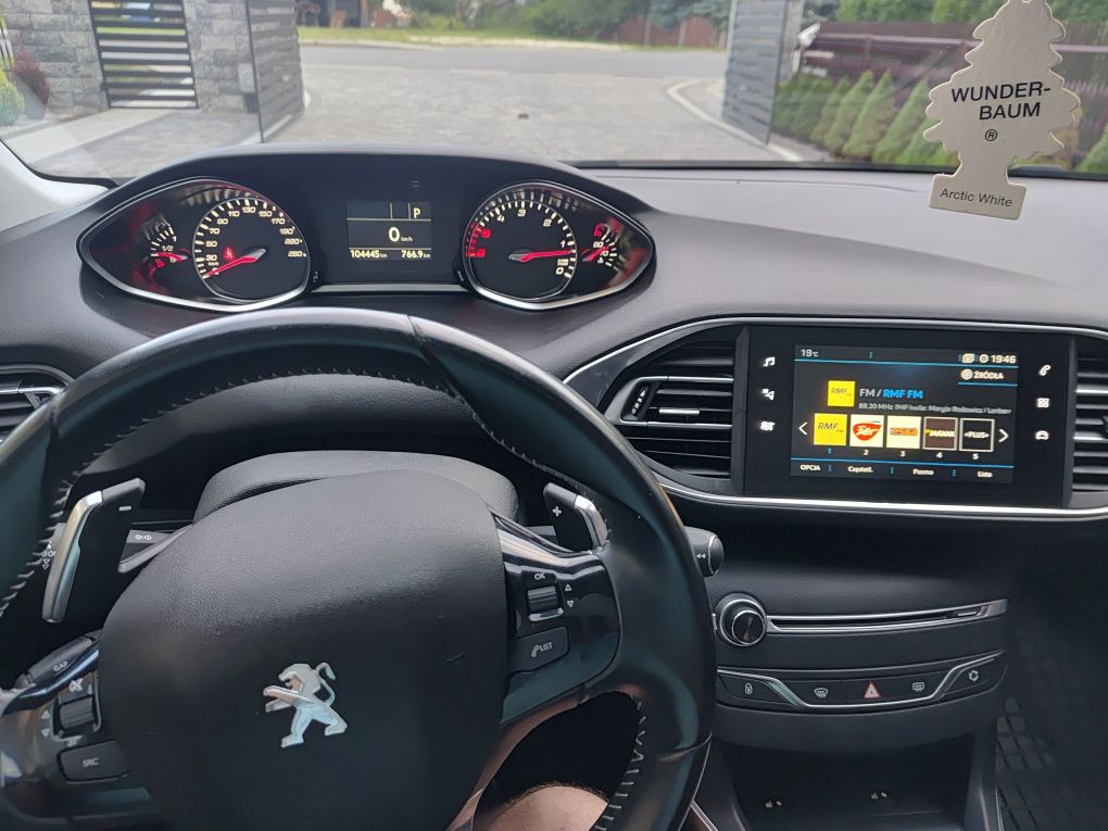 Peugeot 308 SW, 2019r, Allure, Full LED, EAT8, Biała perła, 104tyś.