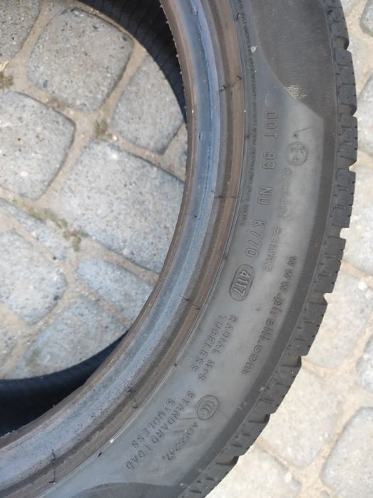 225.50.17 dwie opony zimowe Pirelli Run Flat BMW