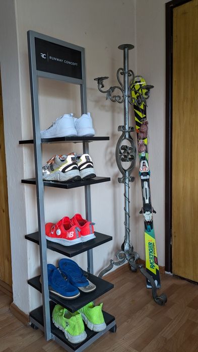 Półka na kółkach