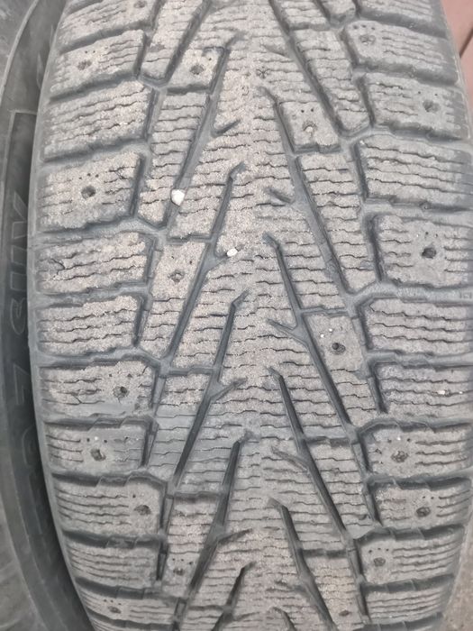 Nokian 255/65R17