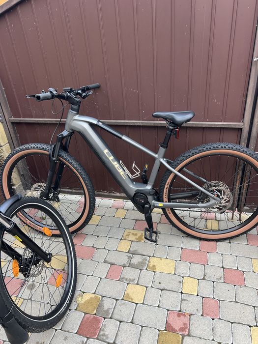 Cube reaction hibrid 2024