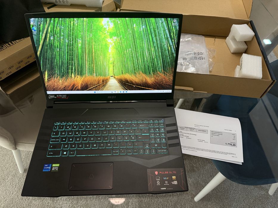 MSI Pulse GL76 12UGK Intel i7 RTX 3070 Max-Q