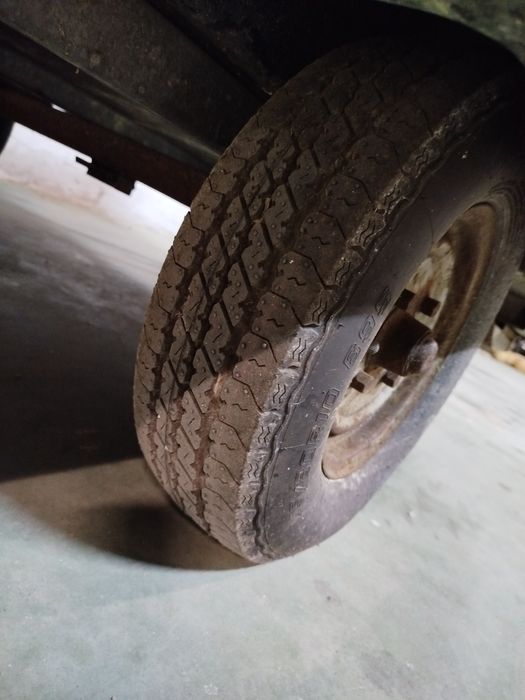 Reboque  em bom estado