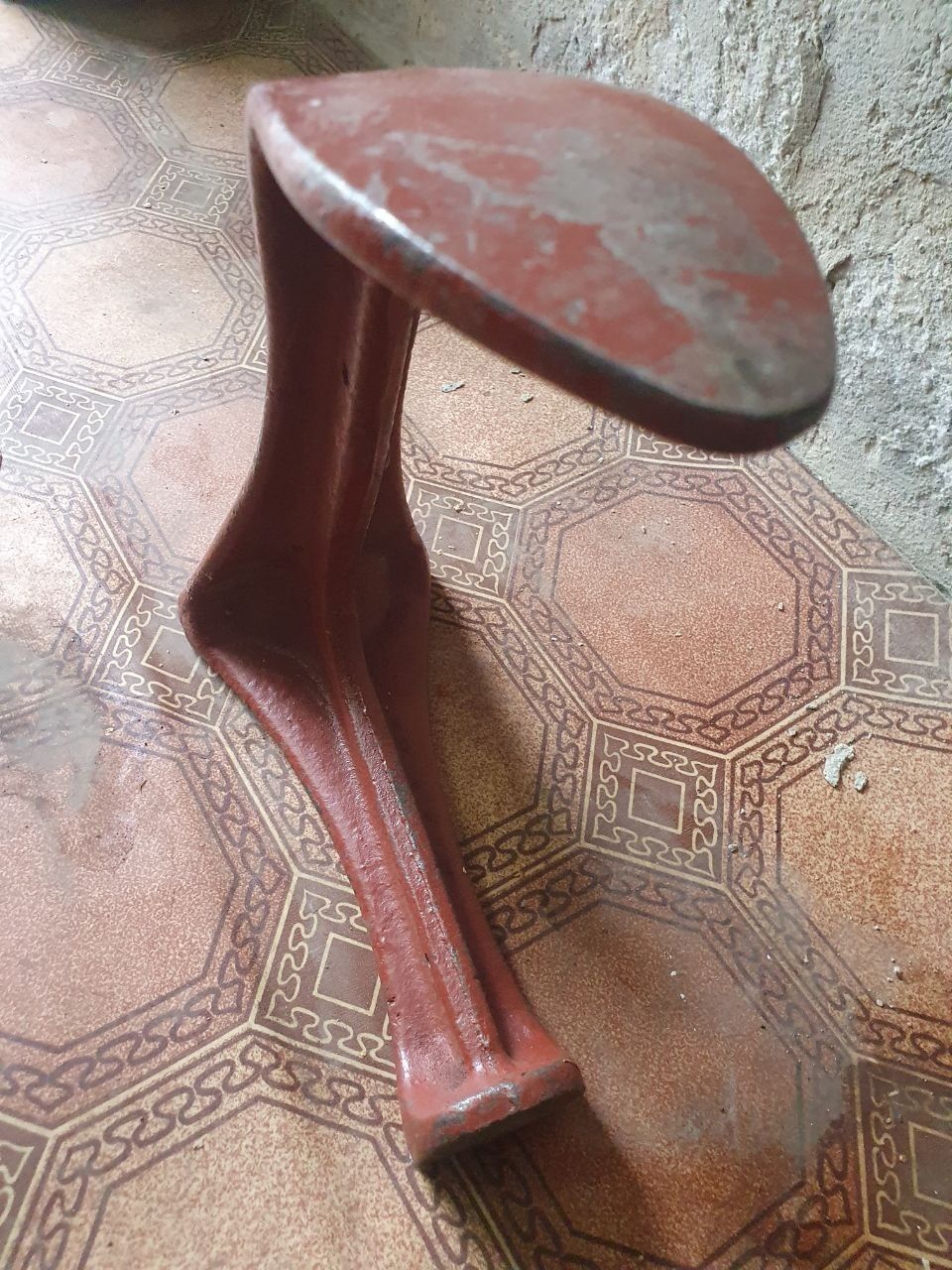 Инструмент колодка лапа для ремонта и пошива обуви
