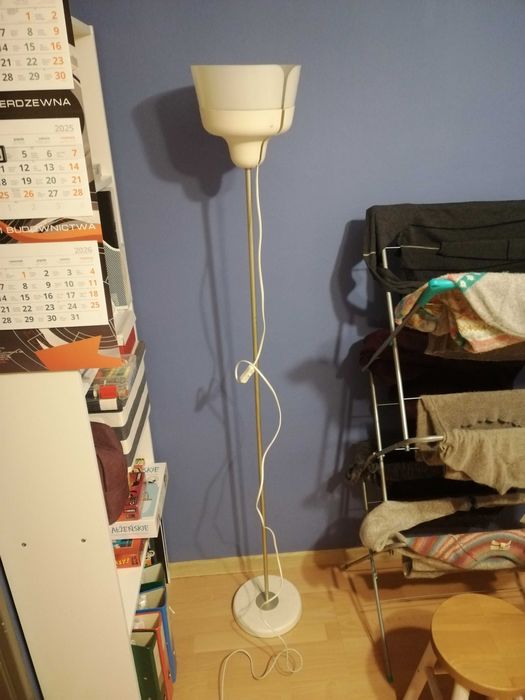 Lampa stojąca około 180cm