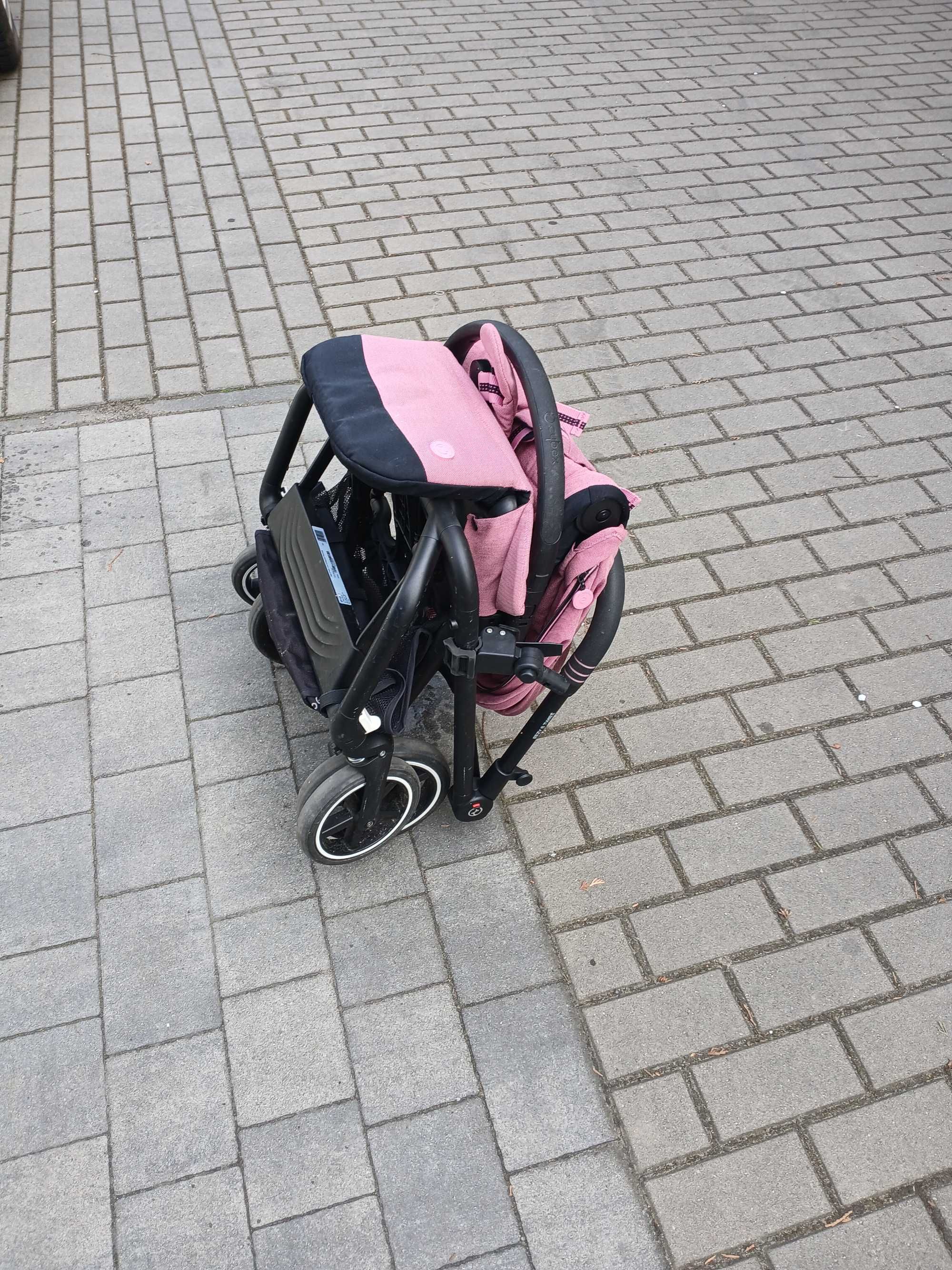 Cybex Easy S Twist+ 2