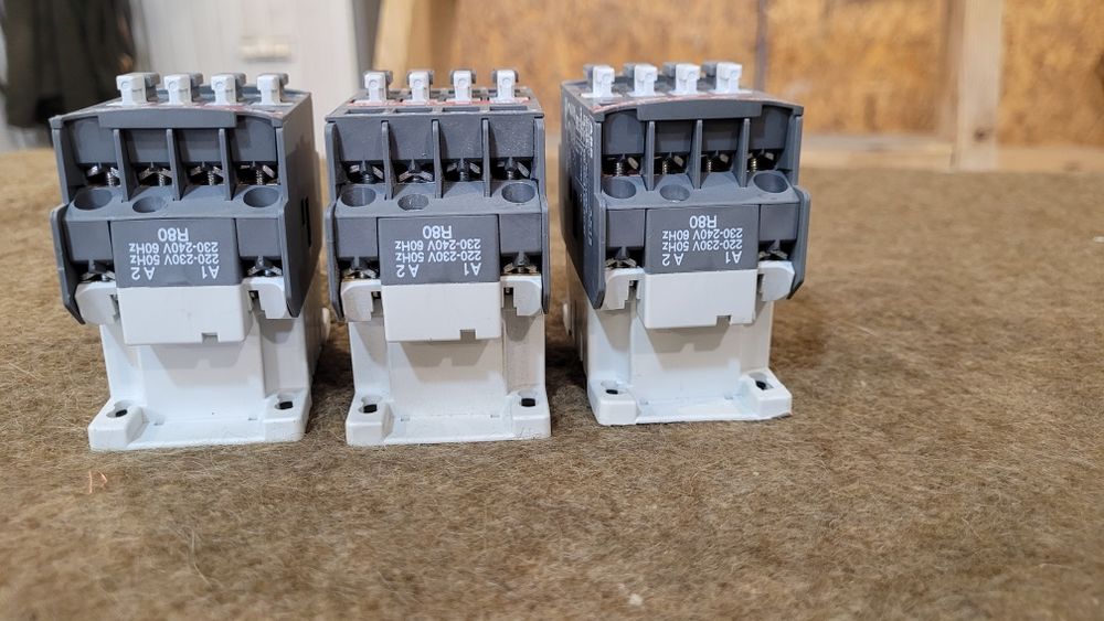 Магнитный контактор АВВ АХ18