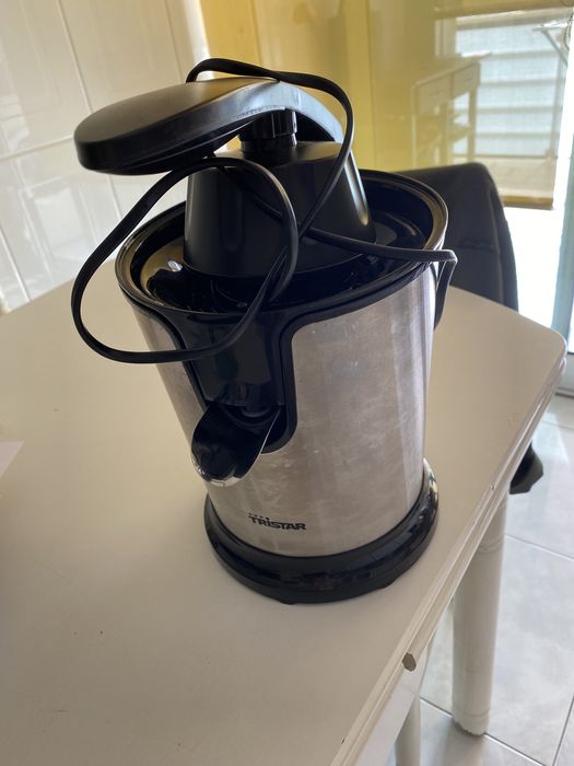 Máquina de Sumos Tristar