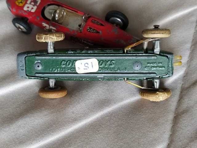 Carros F1 Corgi, Ferrari, Lotus