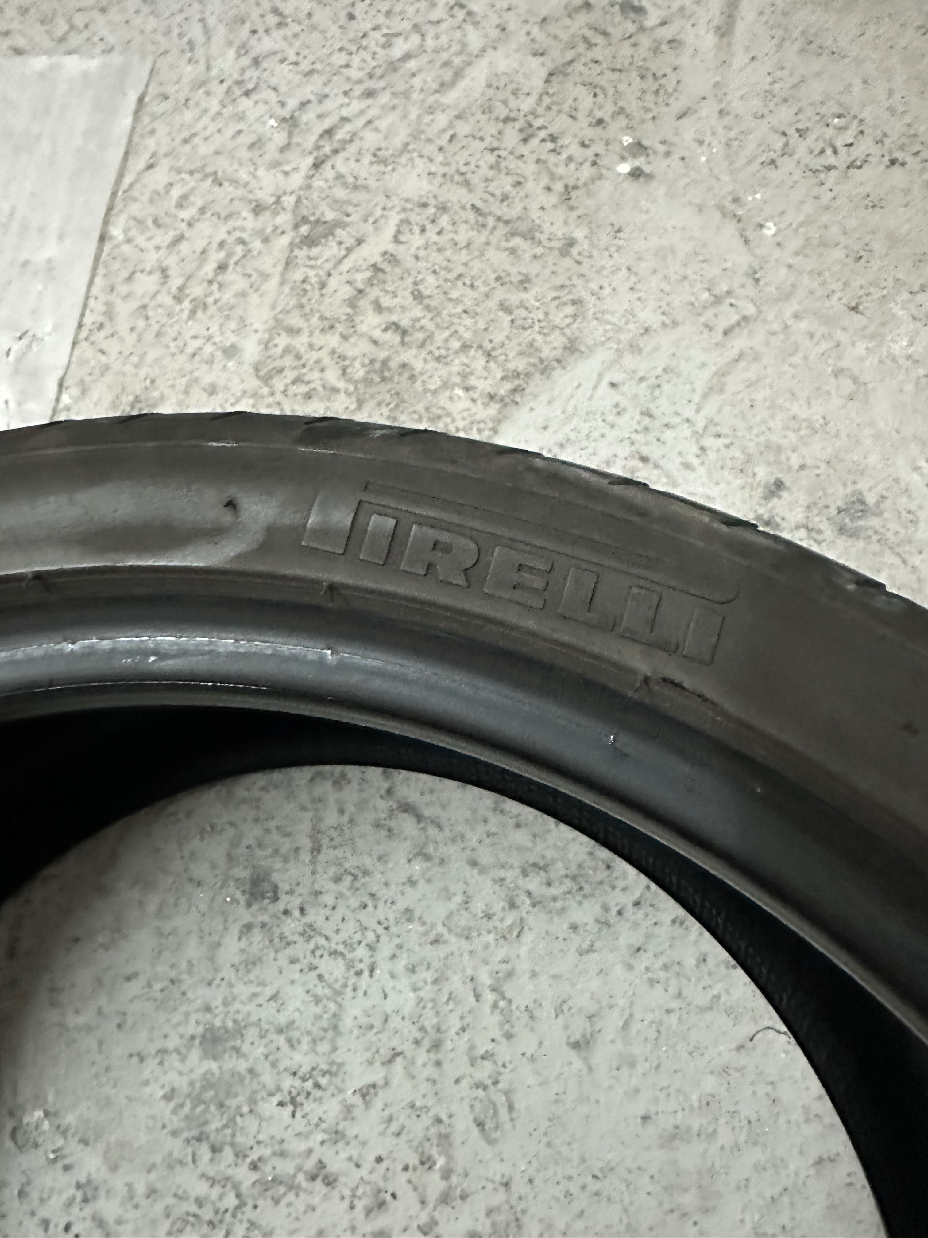 Pneu Pirelli 285/30/19