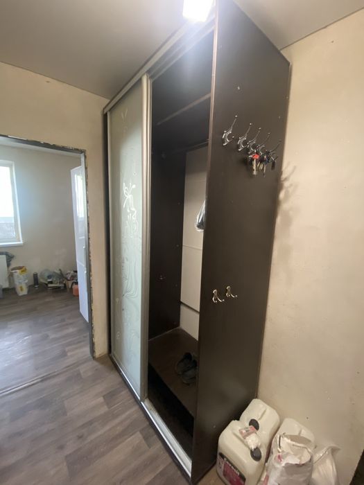 Шафа - купе в доброму стані!