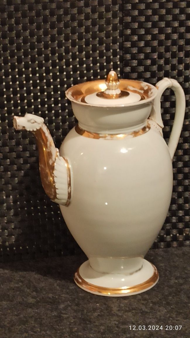 Porcelana MEISSEN Dzbanek do herbaty kawy Miśnia XIX w  Złocenia