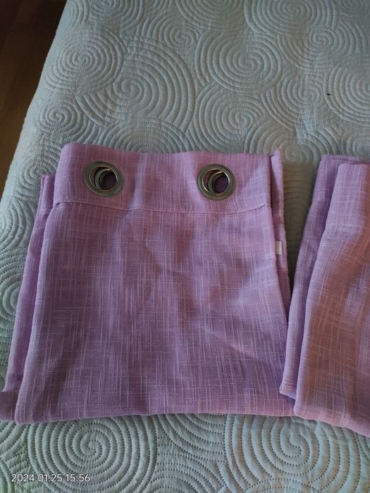 Zasłony cienkie na kolkach