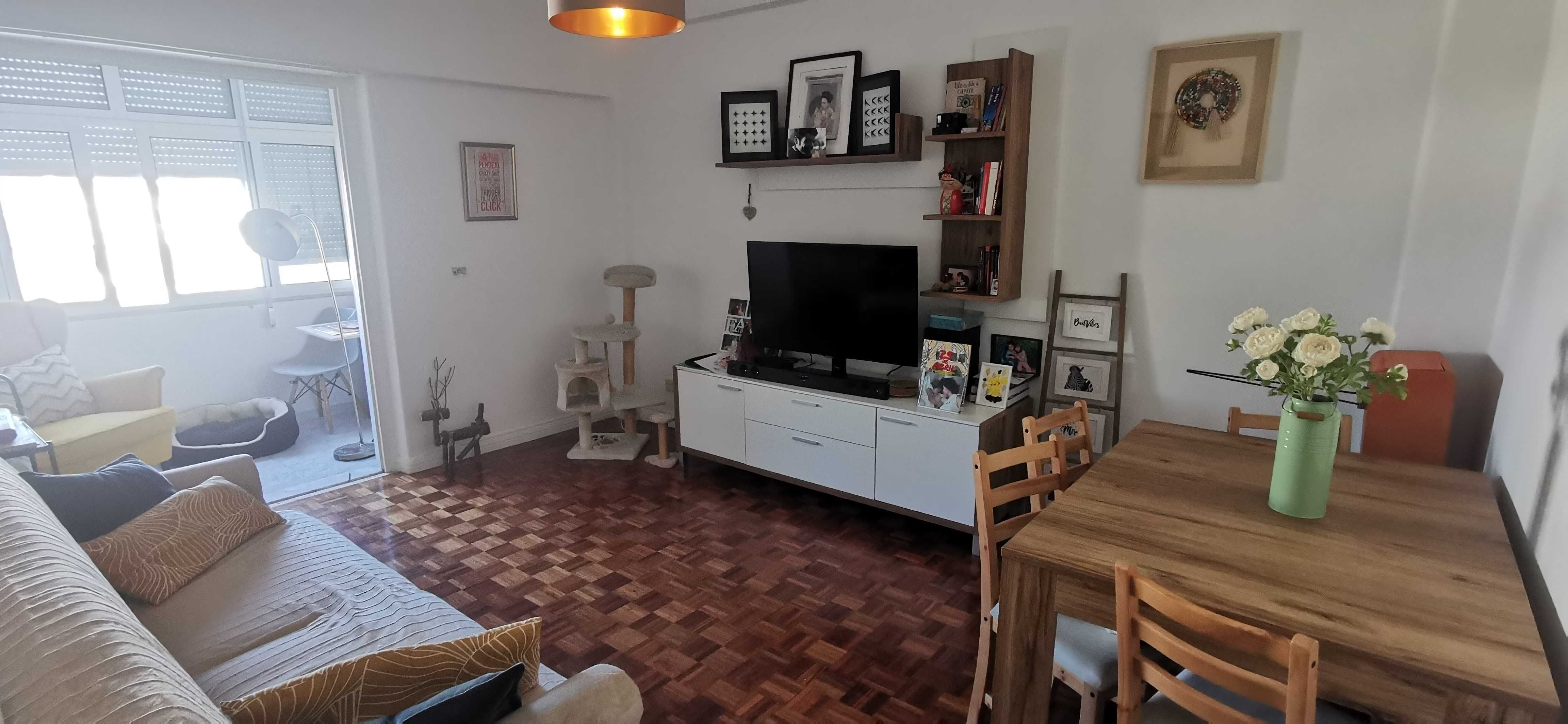Apartamento T2 Benfica c/ parqueamento