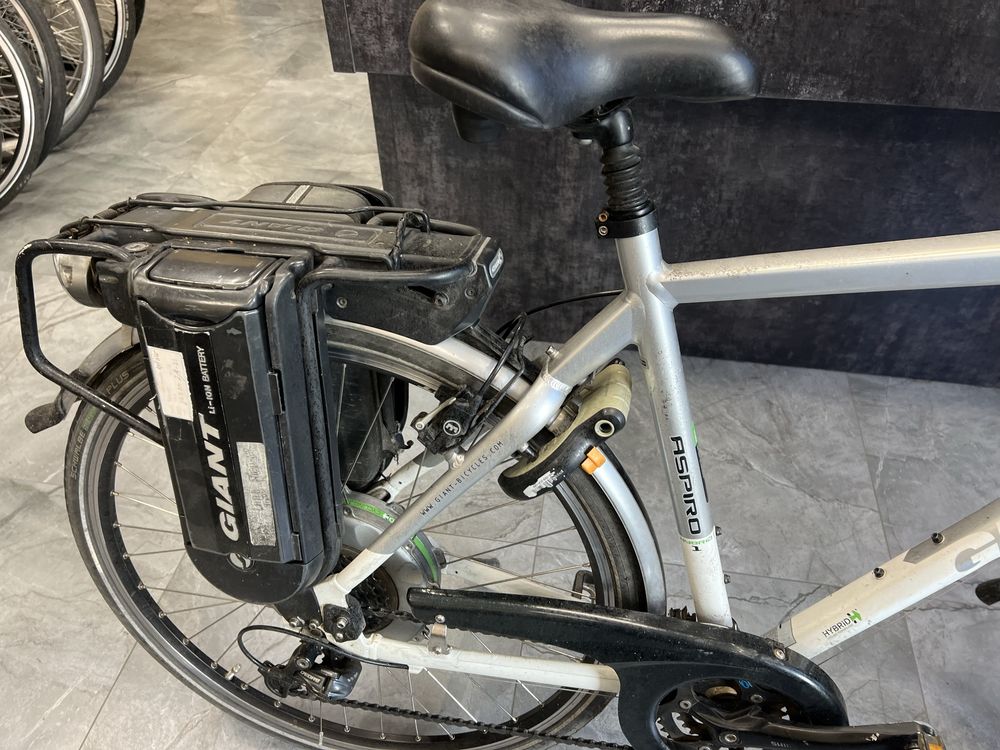 Rower elektryczny GIANT ASPIRO HYBRID 36V do ogarniecia