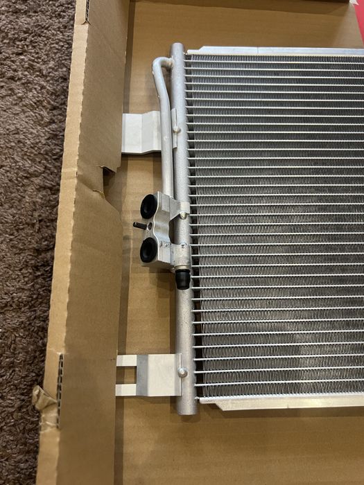 Радіатор кондиціонера Audi Q5