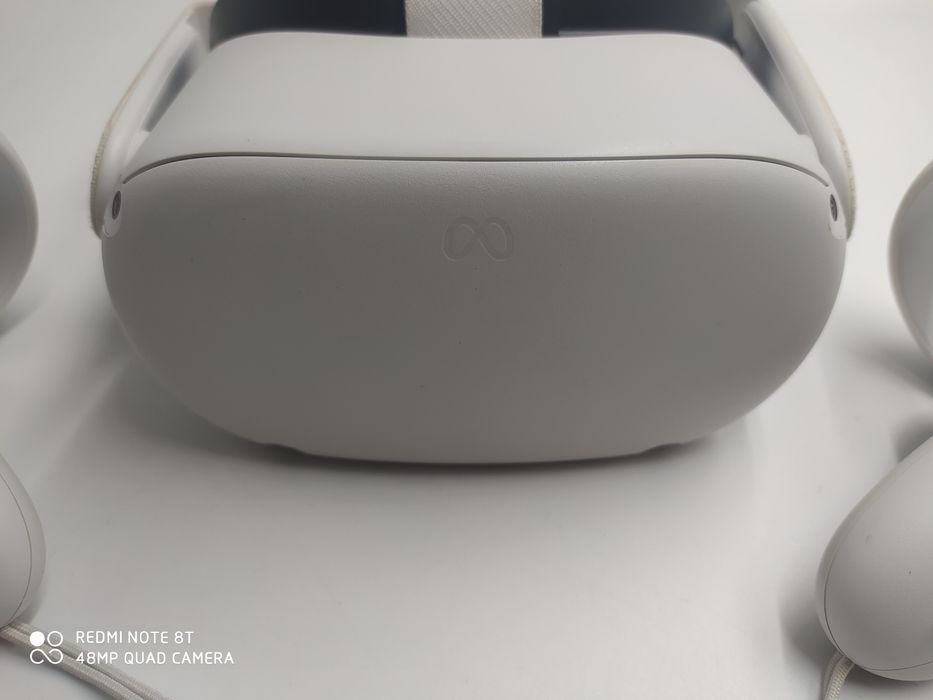 Meta Oculus Quest 2 128GB + Opaska