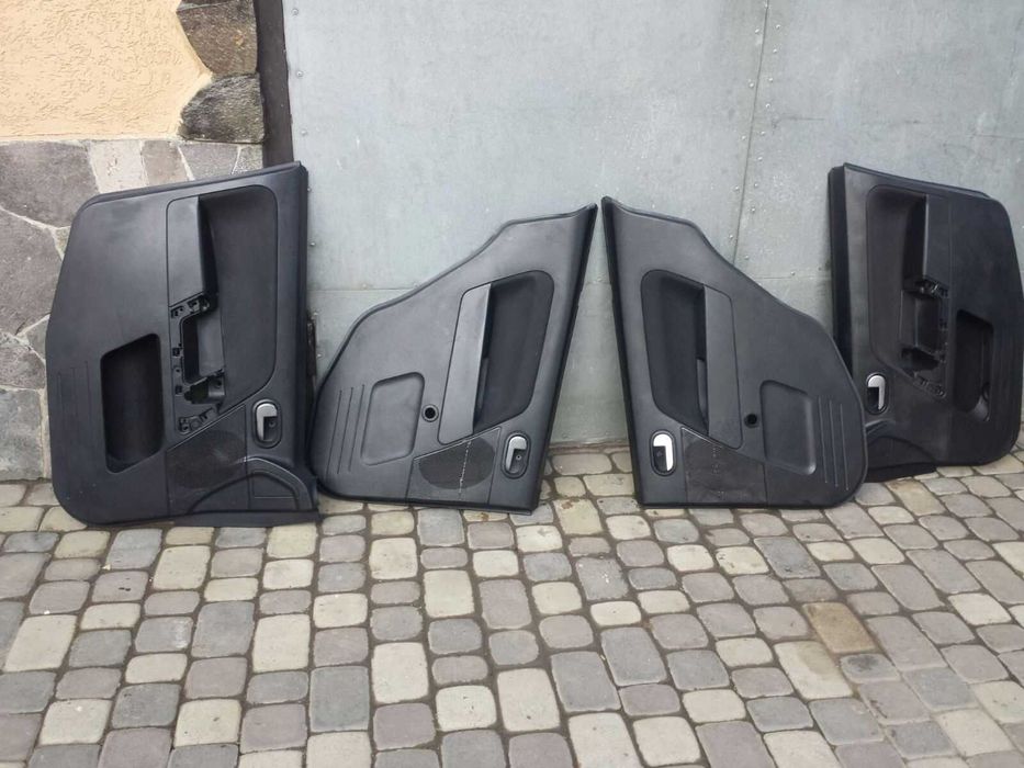 Пластик салона, карти дверей, обшивка  для  FORD FUSION /2002-2012/