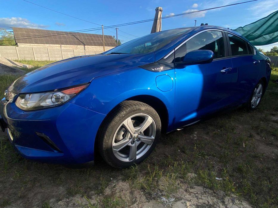 Продам Chevrolet Volt 2017