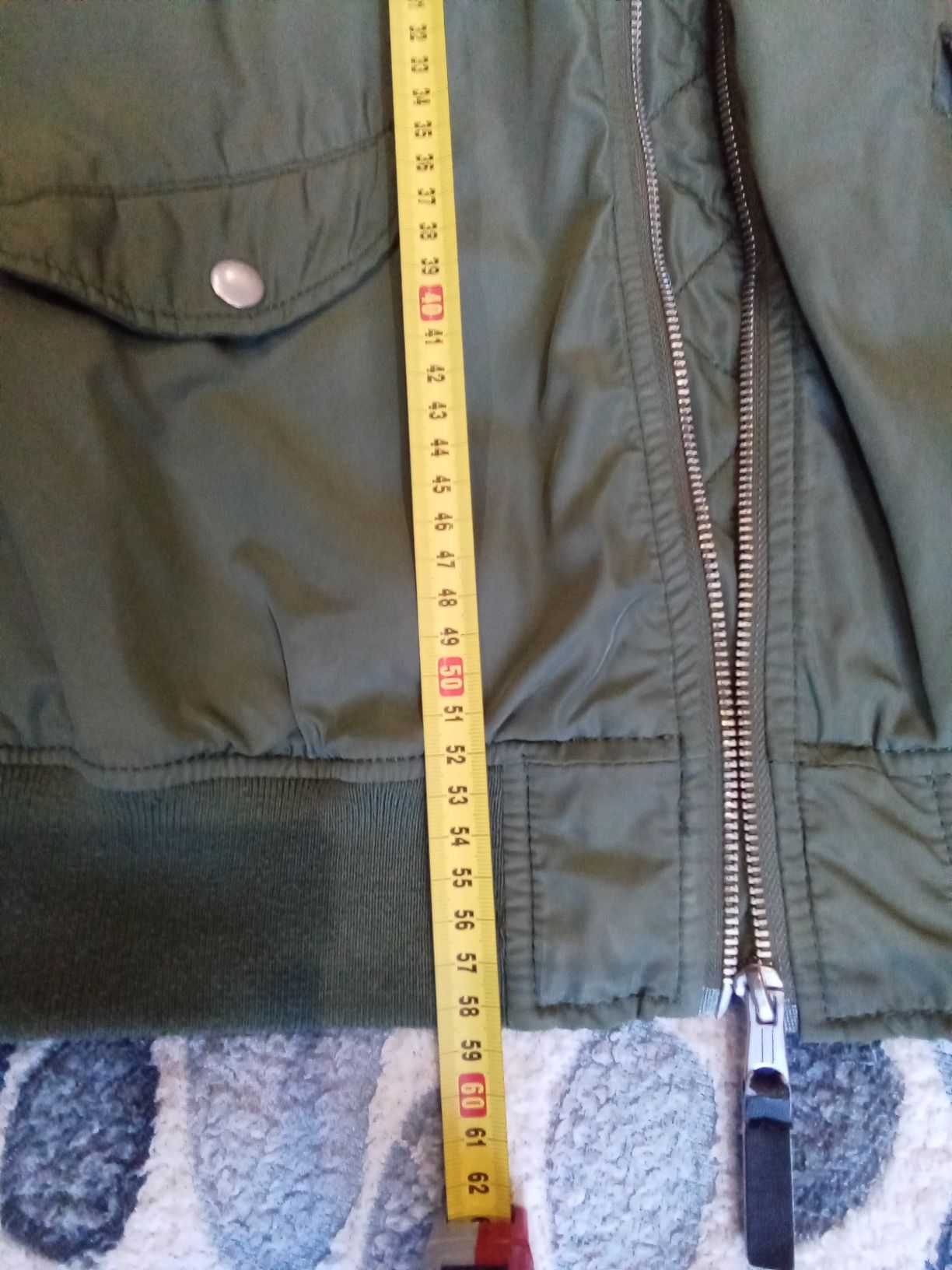 Бомбер-куртка H&M(10-12)