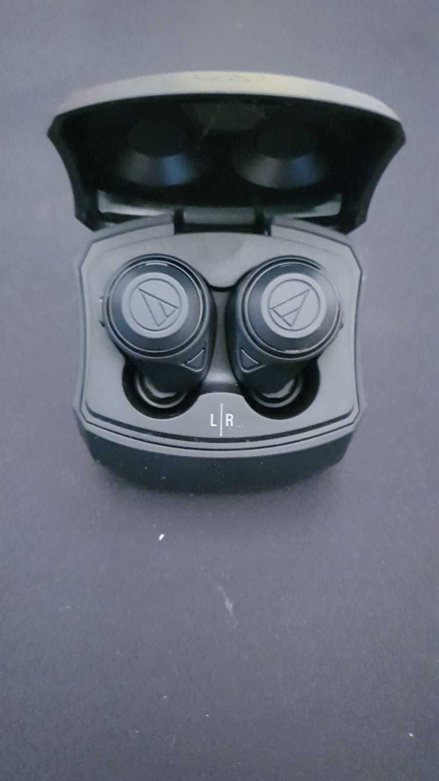 Słuchawki bezprzewodowe Audio-Technica ATH-CKS50TW. Kolor czarny.