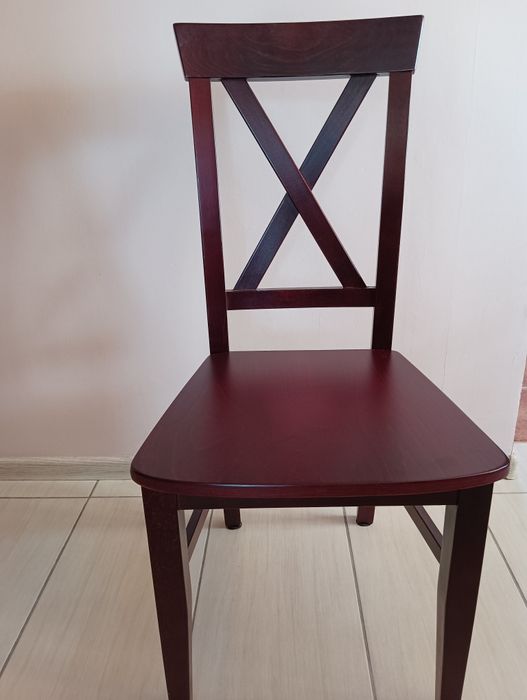 Krzesła drewniane machoniowe