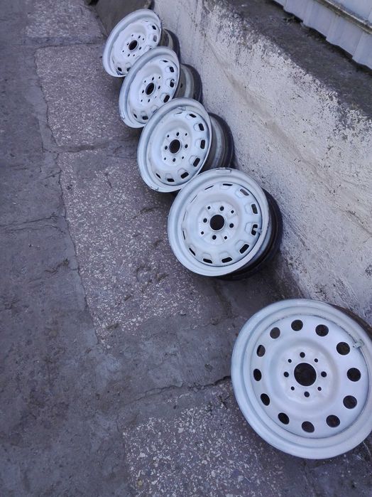 Сиденья на ваз 2101—07 комплект