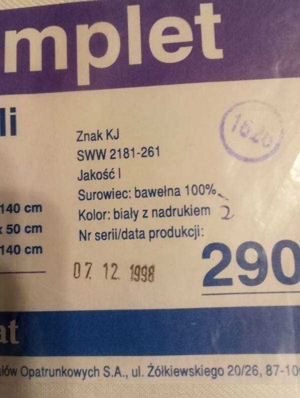 Sprzedam komplet pościeli szpitalnej z 1998 roku