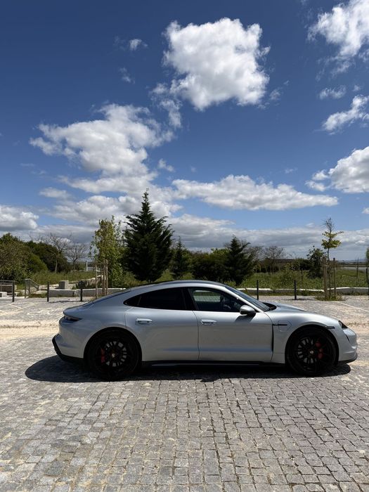 Porsche Taycan 4S Bateria Performance Plus