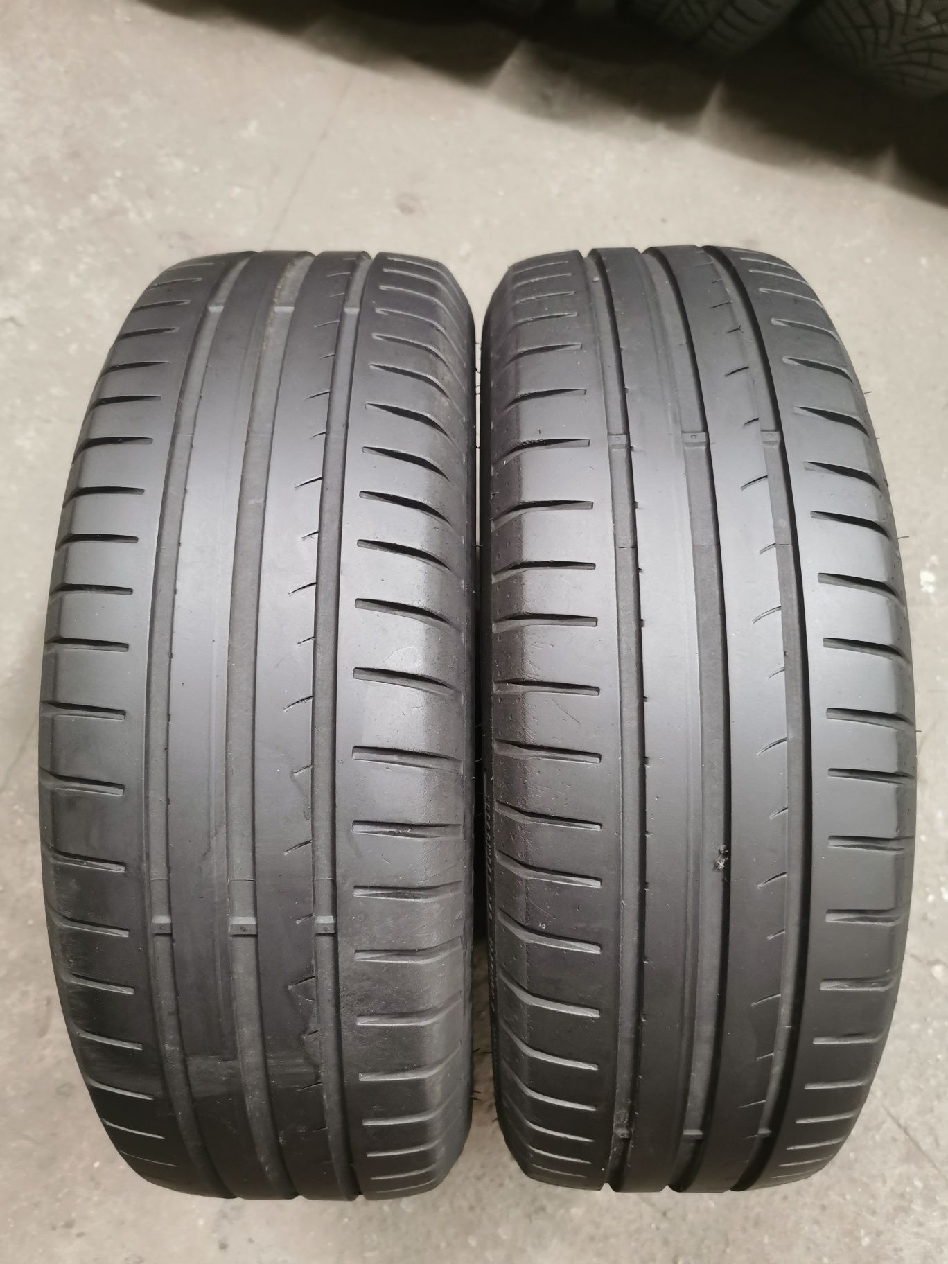 185/60R15 Dwie opony letnie Dunlop