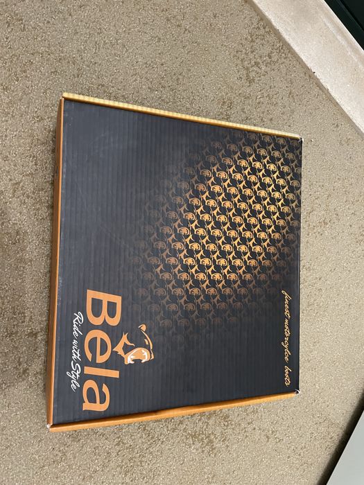 Botas novas pele moto com protecções N.43