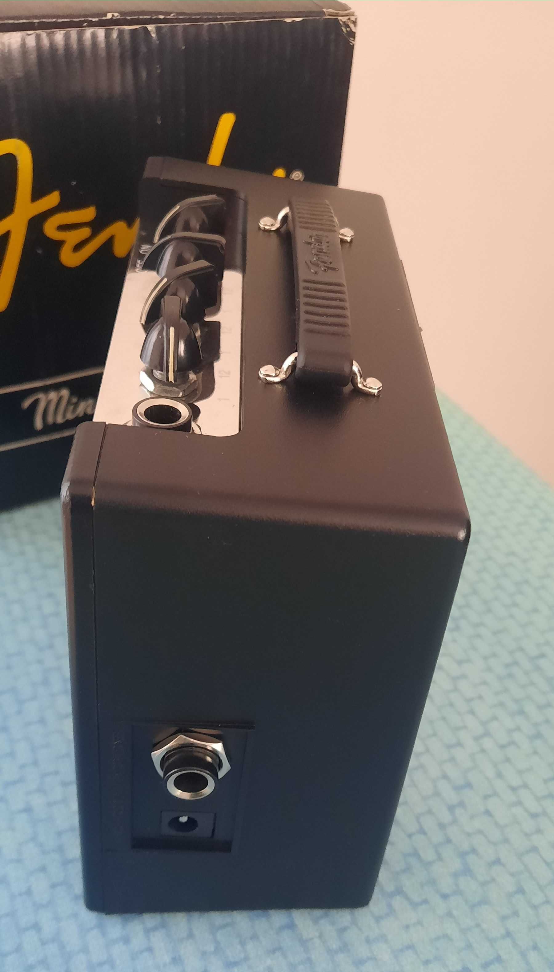 Amplificador Guitarra Combo Fender MD20 Mini Deluxe